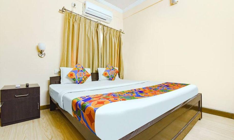 Dover Inn By Bookmerihotel Kolkata Exterior photo